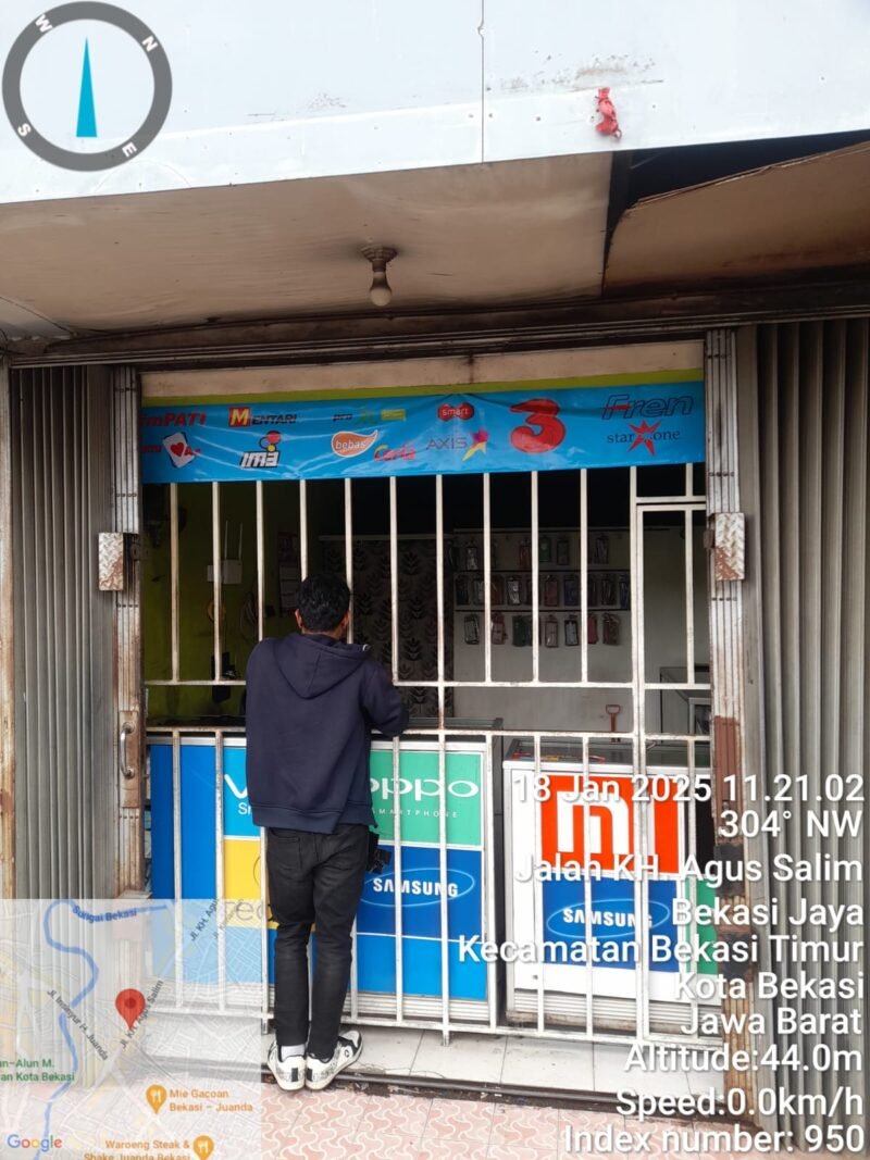 Salah satu penjual pil koplo di Bekasi yang berkedok konter handphone. (Foto: Suara Realitas).