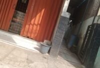 Sebuah toko berkedok kosmetik di Bantar Gebang menjual Pil Koplo dengan bebas hambatan. (Foto: Suara Realitas).