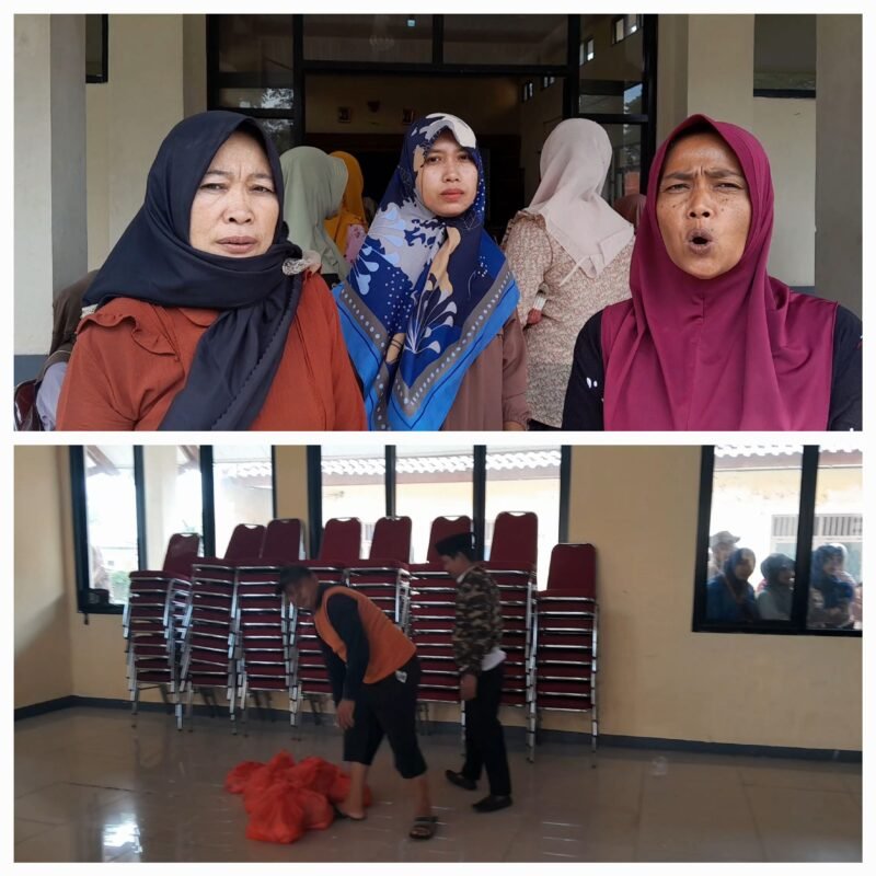 Kekecewaan Warga Desa sidoko yang tak mendapatkan kupon tebus murah di Aula Kecamatan Gunung Kaler dan Meminta Kades jika berbagai jangan tebang pilih (foto:Suararealitas.co)