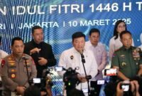Menteri Koordinator Bidang Politik dan Keamanan Jenderan Pol (Purn) Budi Gunawan menyampaikan hasil rapat lintas sektoral di PTIK. (Foto: Istimewa).