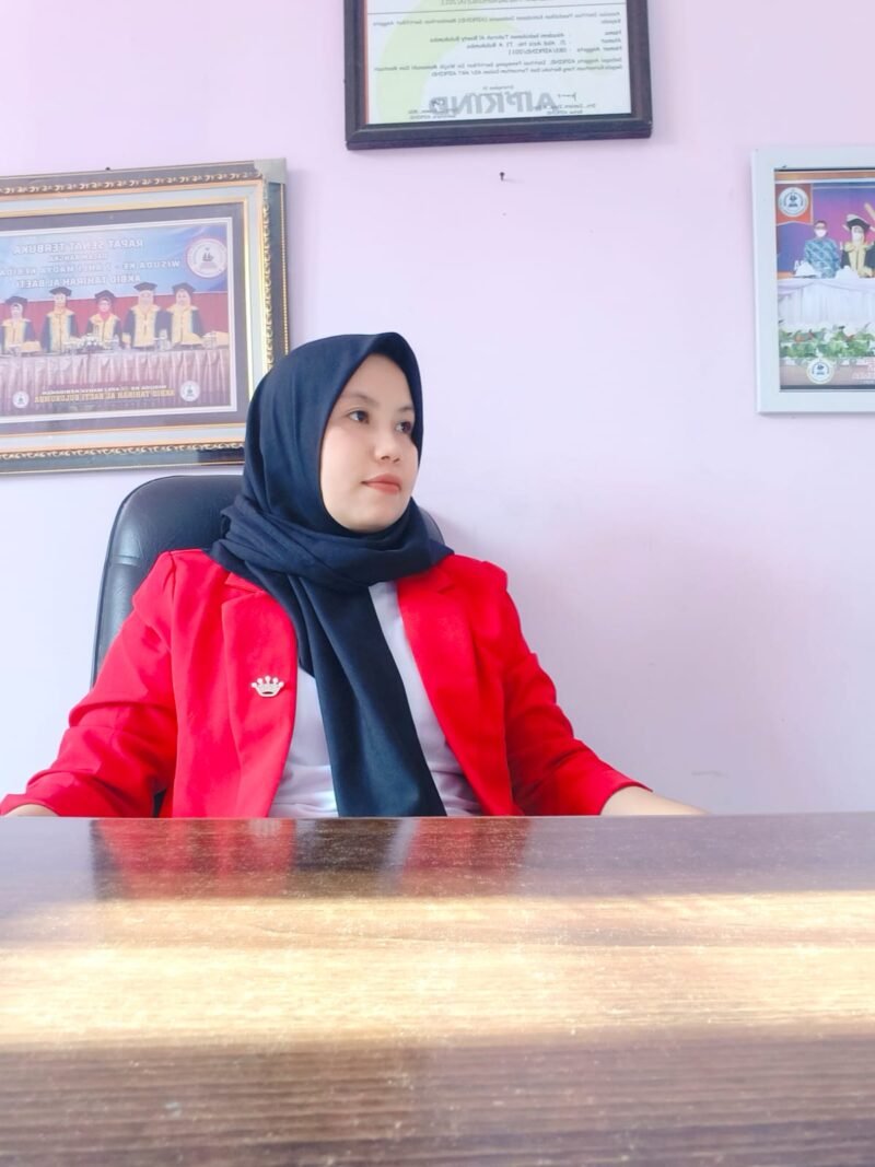 Sumarni, Dosen Akbid Tahirah Al Baeti Bulukumba (Mahasiswa Program Doktor FKM UNHAS). (Foto: Istimewa).