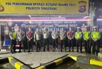 Ipda Joko Sumaedi selaku Kapospam Pok A memberikan arahan kepada anggota pospam untuk memberikan pelayanan baik kepada masyarakat dalam mudik 2025 (foto:istimewa)