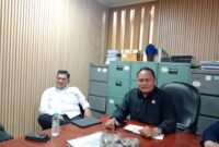 Ketua Komisi I DPRD Kota Tangerang, H. Junaidi saat dikonfirmasi news.devilo.co di ruangan kerjanya. (Foto: news.devilo.co).