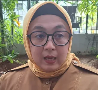 Wakil Bupati Tangerang, Intan Nurul Hikmah saat menginformasikan sanksi berupa tindak pidana ringan (Tipiring) hingga denda Rp500.000 kepada oknum warga yang buang sampah sembarangan. (Foto: Istimewa).