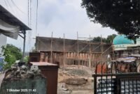 pembangunan yang rencananya untuk Toko Waralaba (Indomaret) di Kelurahan Mekarsari, Neglasari, Kota Tangerang diduga tak miliki Pesetujuan Bangunan Gedung (PBG), Selasa (07/10/2025)