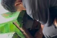 POTRET: seorang penjaga toko yang leluasa mengedarkan Pil Koplo bebas tanpa hambatan di kawasan Pemalang, Jawa Tengah. (Foto: news.devilo.co)