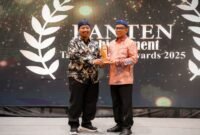 Gubernur Banten Andra Soni Apresiasi atas penyelenggaraan ini. Dalam rangka HUT ke-25 Provinsi Banten, mari kita isi dengan bekerja dan berkarya. Hotel Aryaduta Lippo Karawaci, Jl. Boulevard Palem Raya No. 7, Kelapa Dua, Kabupaten Tangerang, Jumat malam (10/9/2025)