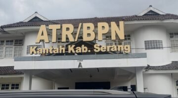 ILUSTRASI - program PTSL disorot: dua sertifikat tanah milik warga Serang mandek sejak 2020. (Foto: Istimewa).